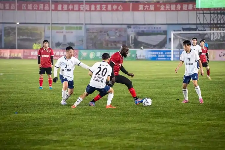 苏格兰超级联赛：圣米伦 VS 格拉斯哥流浪者